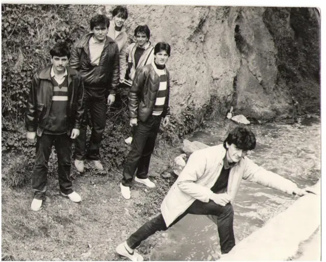 Conexiuni, Arhivă: anii '80 - '90, fotografia 38