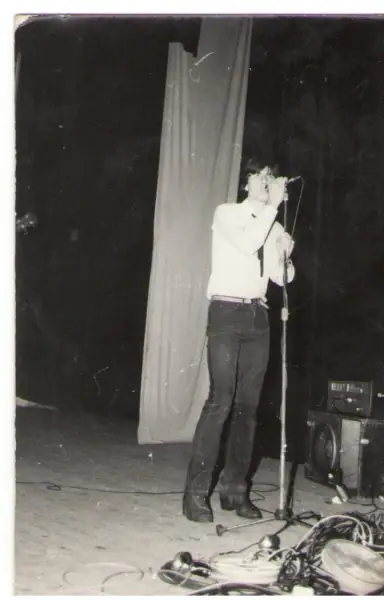 Conexiuni, Arhivă: anii '80 - '90, fotografia 50
