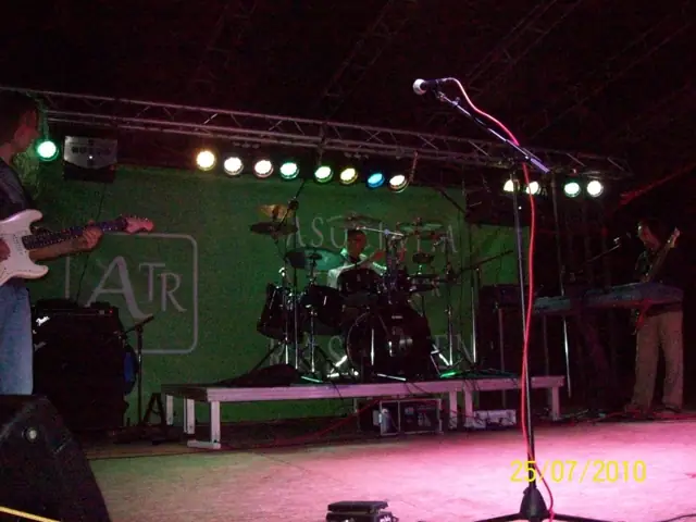 Conexiuni, Râșnov, iulie 2010, fotografia 7